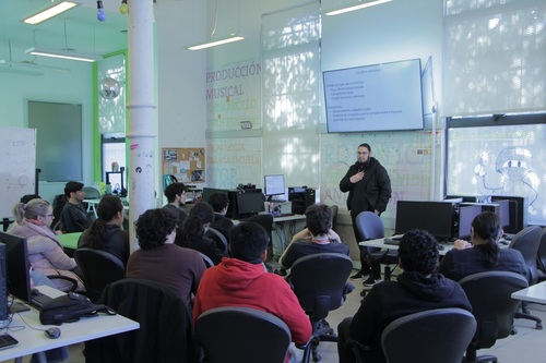 Talk for Puerta 18